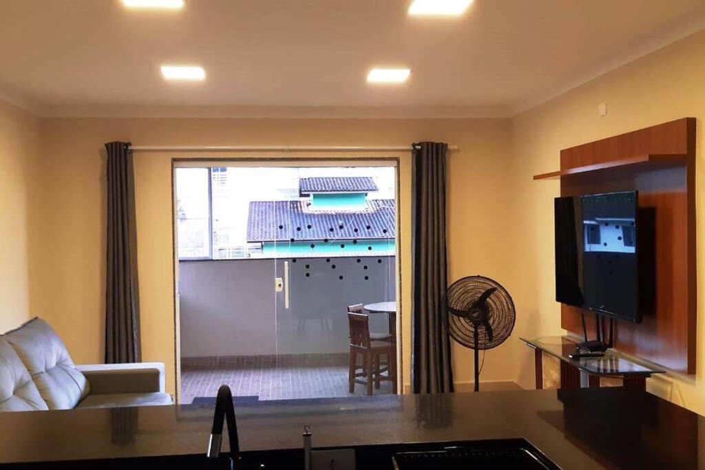 Apto Com 2 6 Pessoas Toninhas * Ubatuba